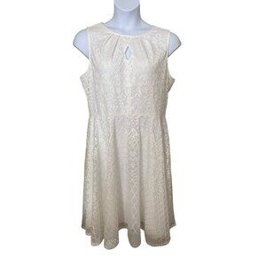 White Lace Sleeveless Dress 18 Event Graduation Garden Keyhole Detail Bridal Sho